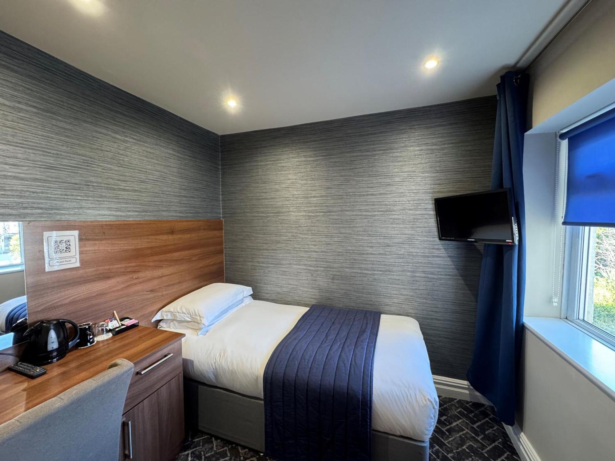 No5 Durley Road - Contemporary Serviced Rooms And Suites Bournemouth Exterior photo
